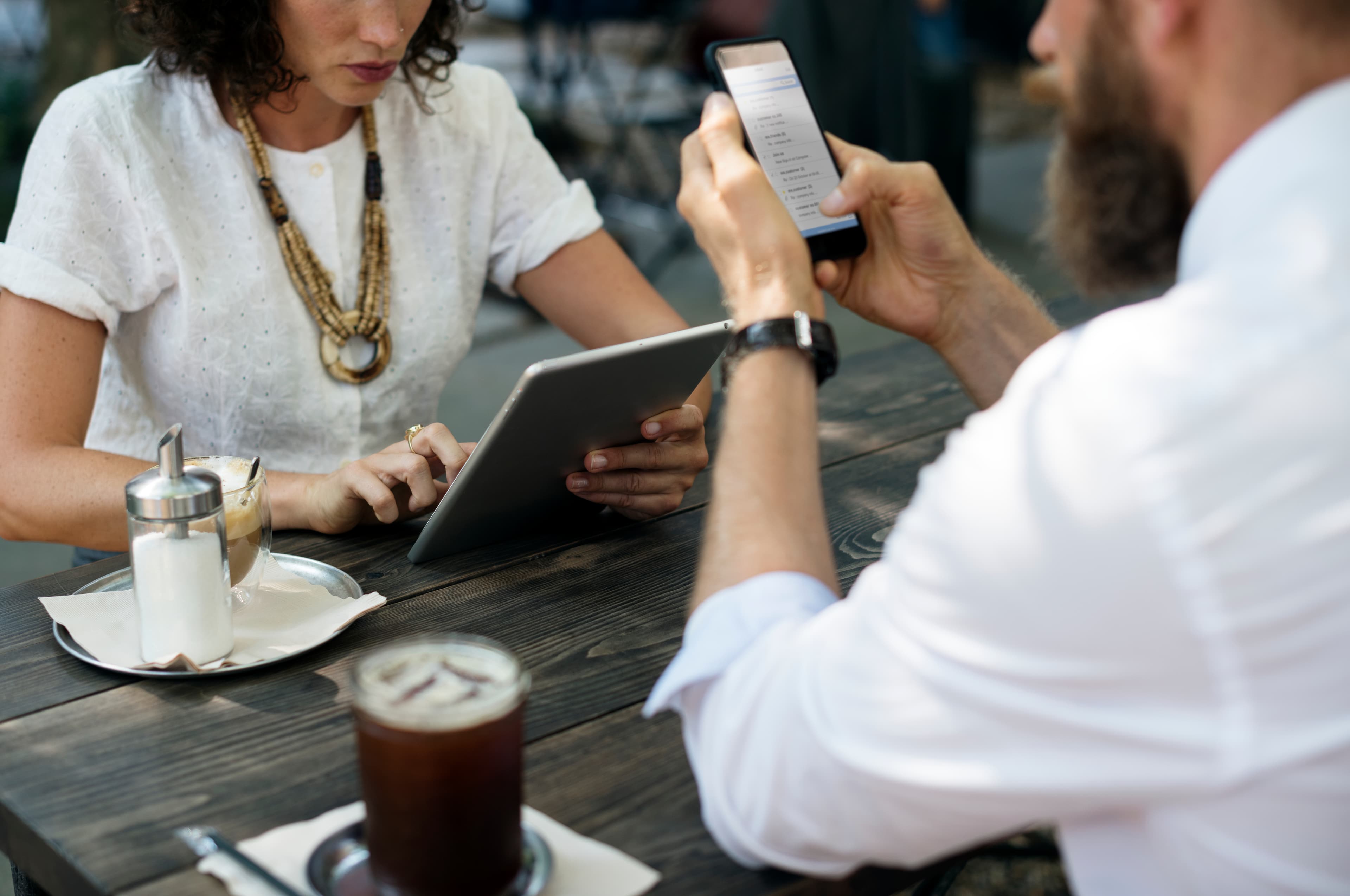 How to manage shift scheduling in hospitality without losing your mind
